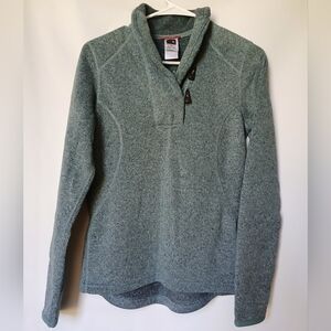 The North Face Womens Top Size S/P Color Shades of Green Black